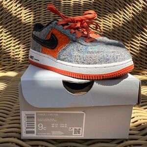 Nike Toddler Air Force 1 LV8 - premium orange and grey color way
